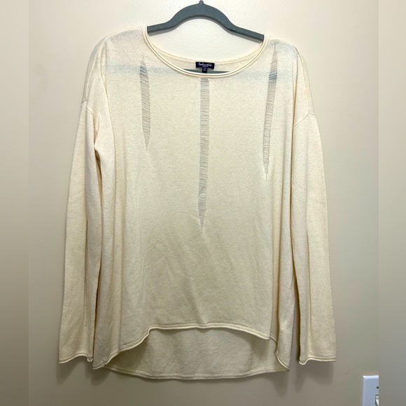 Splendid lightweight Intentionally Frayed Sweater - Picture 1 of 4